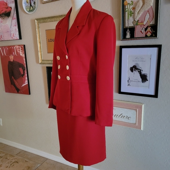 Vintage 1980s Halston Double Breasted Red Suit - Picture 5 of 8